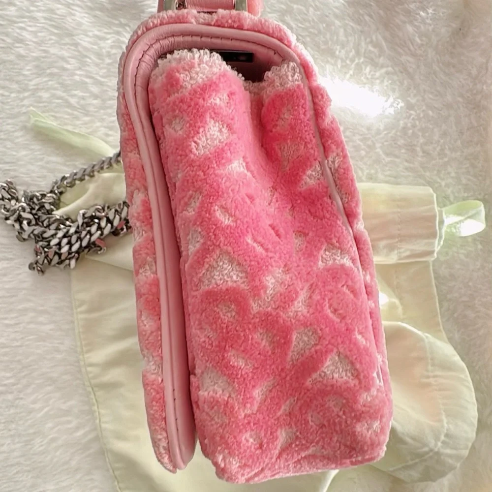 Burberry Pink Crossbody Bag with Monogram Design - Picture 12 of 15